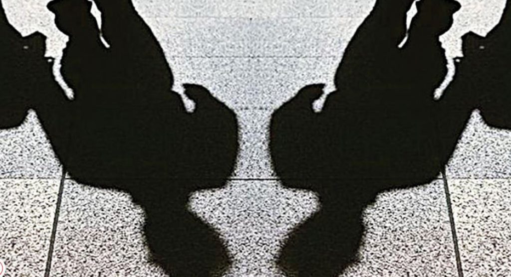 Σοκάρει βίντεο ντοκουμέντο άγριου ξυλοδαρμού εφήβου από συνομήλικους του σε νησί των Κυκλάδων