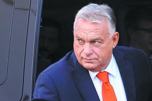 ΕΕ προς Ουγγαρία: Μην προδώσετε τον αγώνα για ελευθερία μπλοκάροντας κυρώσεις στη Ρωσία