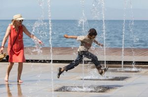 Καιρός: Έρχεται… πάλι καλοκαίρι – Πού και πότε θα χτυπήσει το νέο κύμα ζέστης