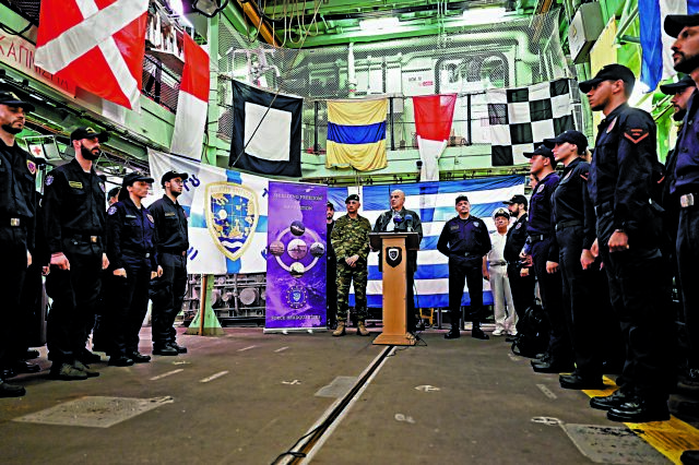 Δένδιας: «Πύραυλοι κρουζ στις νέες Belh@rra»