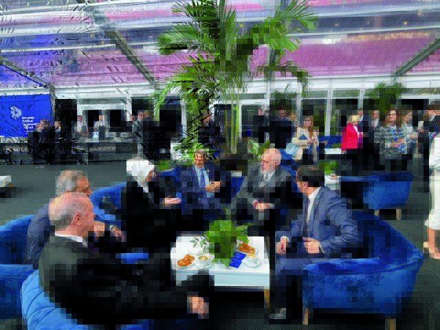 Συνάντηση με μήνυμα στη Βουδαπέστη