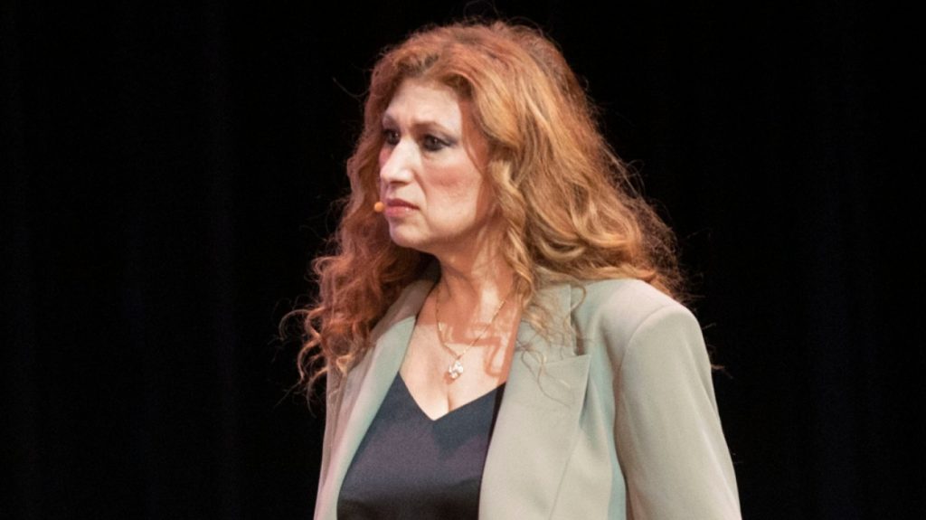 Βαρύ πένθος για την Μαντώ – Πέθανε η μητέρα της