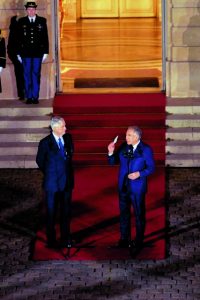 Από τα Πυρηναία στα… Ιμαλάια της γαλλικής οικονομίας