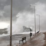 Κακοκαιρία: Σφυροκοπά τη χώρα με 10 μποφόρ, καταιγίδες και χαλάζι – Ποιες περιοχές πλήττονται