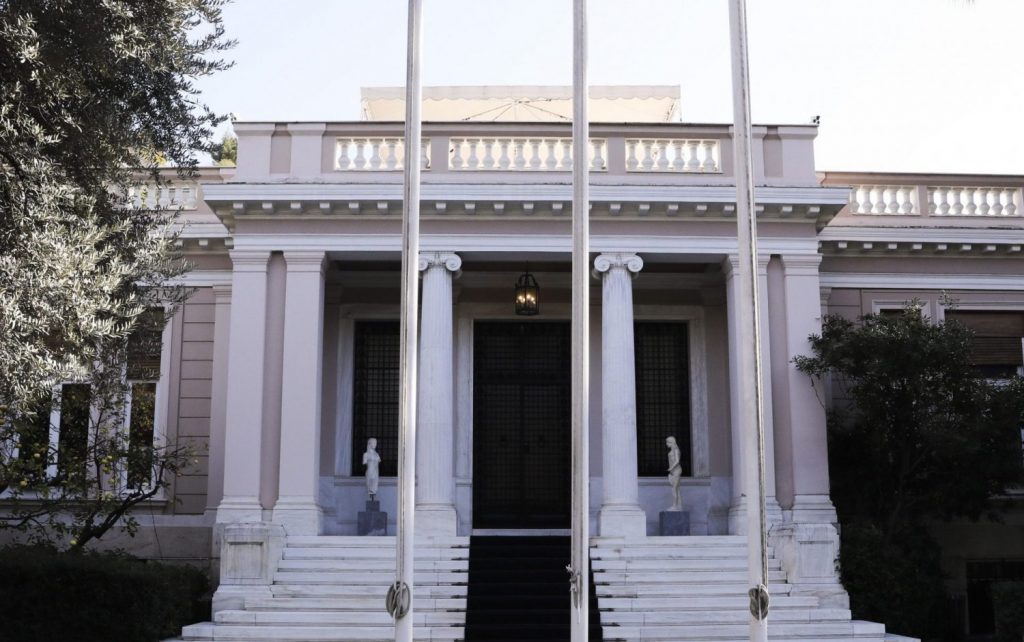 Δημοσκόπηση Metron Analysis: Τα μπλόκα άνοιξαν πληγές