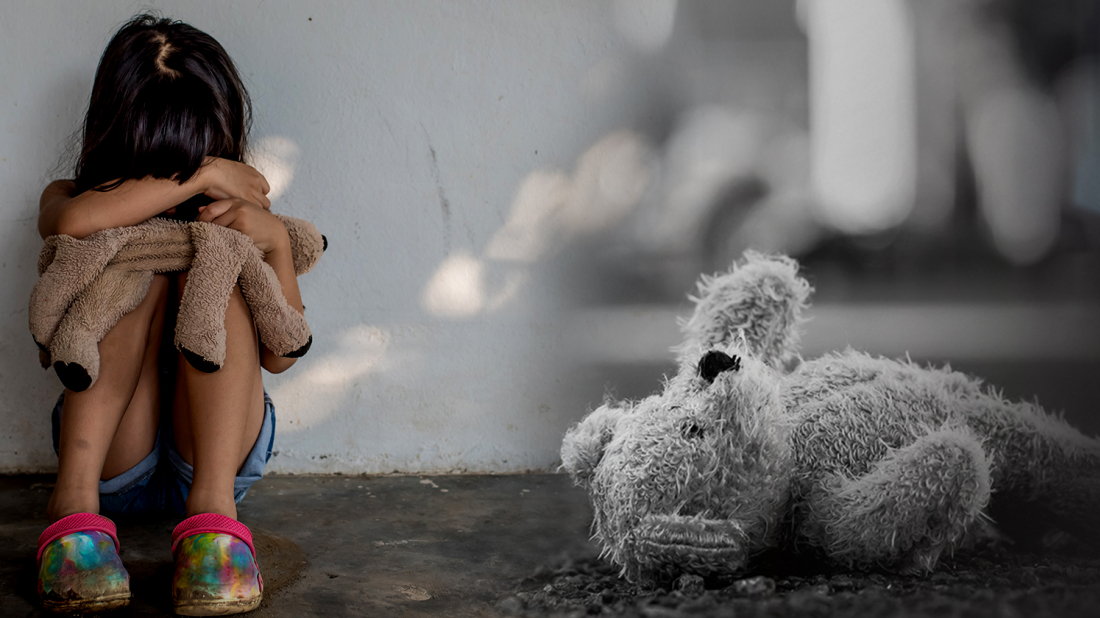 Φρίκη στο Βόλο: Κακοποιούσε αδελφάκια ηλικίας 6 και 7 ετών που είχε αναλάβει να φροντίζει