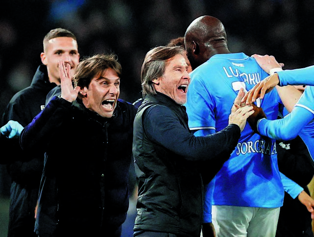 «Βρυχάται» η Νάπολι