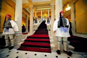 Πολιτικά ερωτήματα