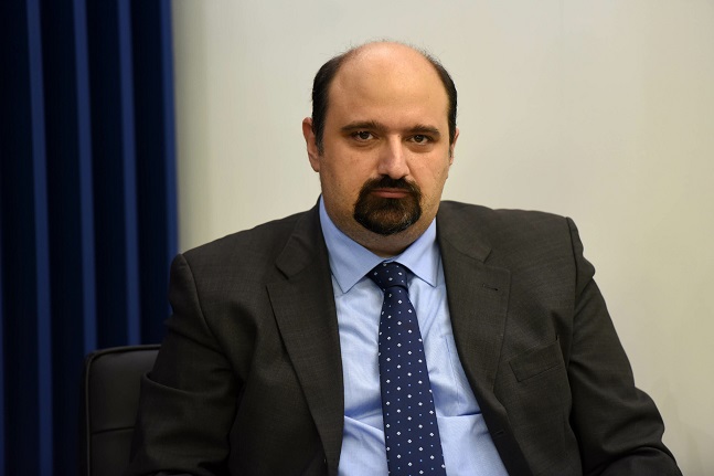 Χρήστος Τριαντόπουλος: Τα κενά μιας... προσεχούς παραίτησης