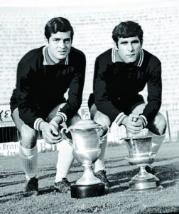 Η γενιά του ρομαντισμού αποχαιρετά έναν θρύλο