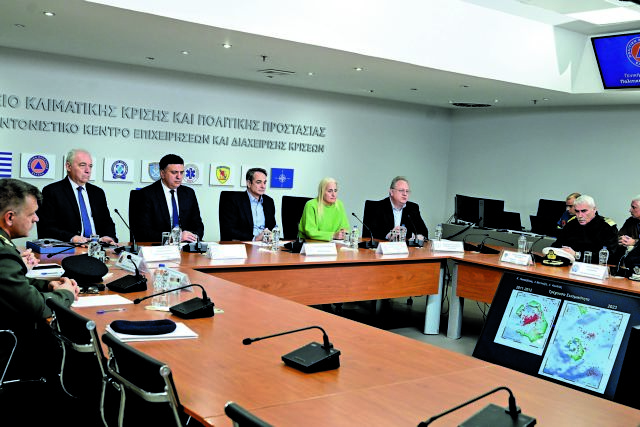 Σχέδια απεμπλοκής από τη Σαντορίνη