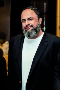 Ασπίδα Μαρινάκη για τη Super League και το επαγγελματικό ποδόσφαιρο