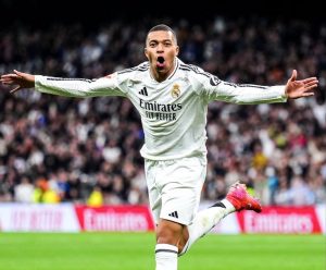 Υπέροχη ενέργεια και εκτέλεση του Εμπαπέ για το 3-0 –Χατ τρικ από τον Γάλλο (vids)