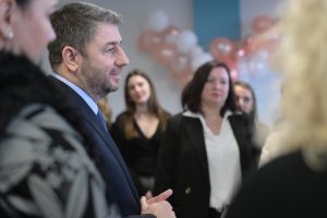 Ανδρουλάκης: Πρέπει να αρθούν τα εμπόδια στη γυναικεία επιχειρηματικότητα