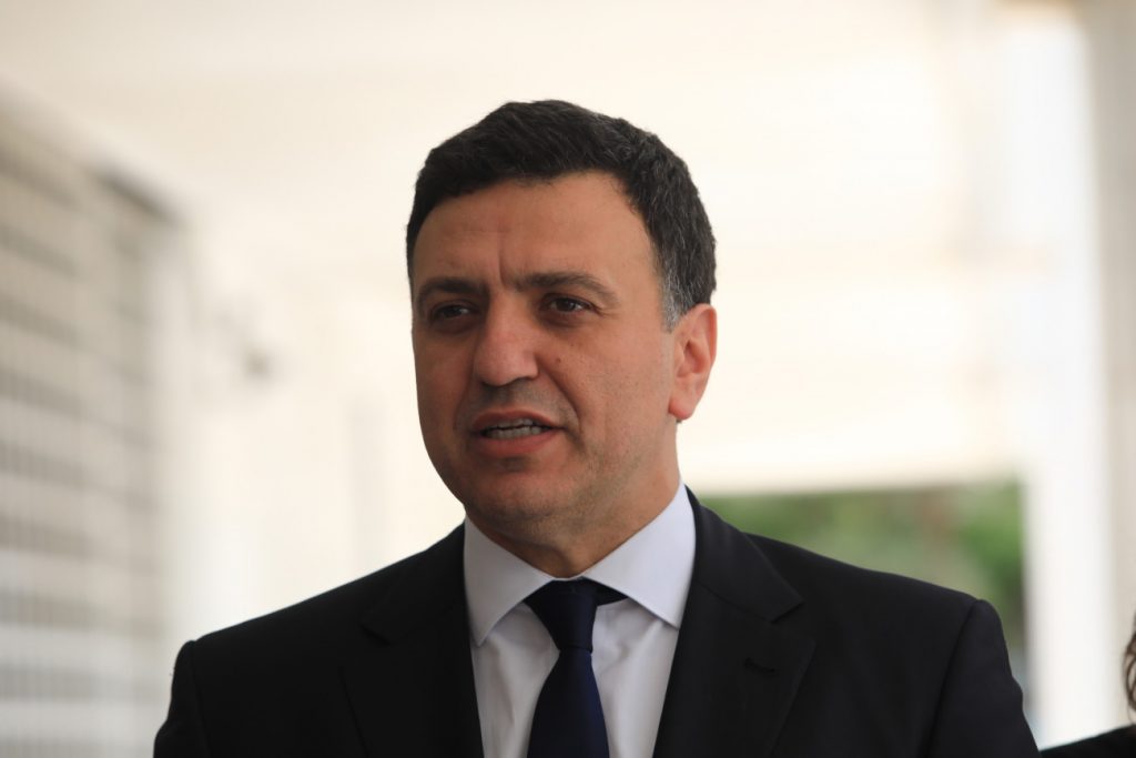 Κικίλιας: Διατίθενται 4.500 σετ ατομικής προστασίας για όλους τους εθελοντές στη χώρα