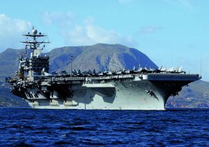 Ο Βαρθολομαίος «ασπίδα» στους συγγενείς των θυμάτων των Τεμπών