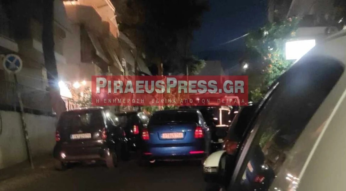 Συναγερμός στο Κερατσίνι: Άνδρας με μαχαίρι έχει ταμπουρωθεί σε διαμέρισμα και κρατάει ομήρους