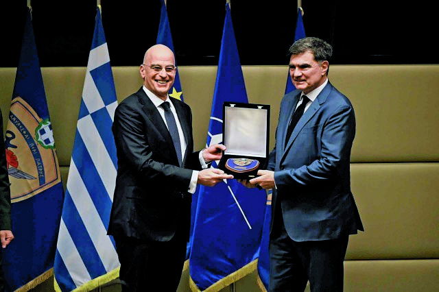 Δωρεά €5 εκατ. της Motor Oil στο Πολεμικό Ναυτικό