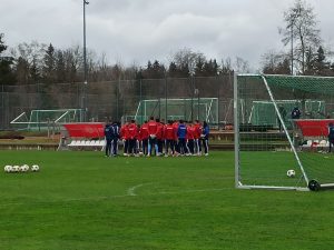 Ολυμπιακός Κ19: Η προπόνηση στα γήπεδα της Ακαδημίας της Σάλτσμπουργκ