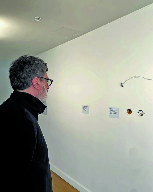 Ο Γιώργος Κουμεντάκης υπέρ της Συραγώς Τσιάρα και κατά της λογοκρισίας