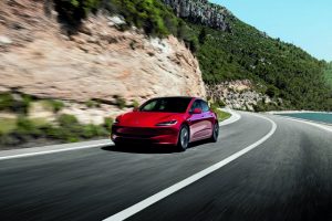 Tesla: πιο κάτω δεν πάει