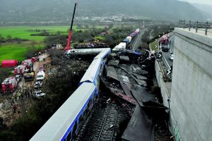 Κάποια αυτονόητα για τα Τέμπη