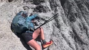 Καρέ καρέ η διάσωση αναρριχήτριας – Τρομακτικό βίντεο