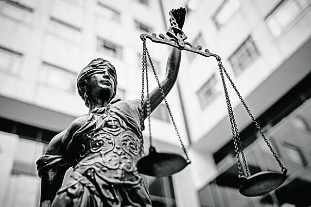 Θεσσαλονίκη: Αυτόφωρη διαδικασία για νοσηλευτή και δύο συνοδούς ασθενούς