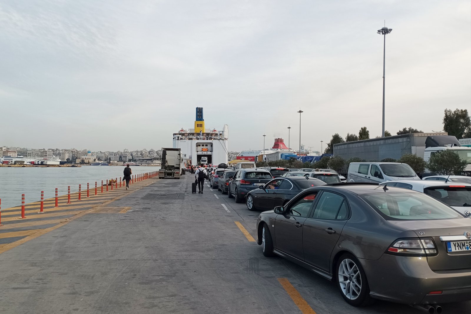 Κορυφώνεται σήμερα η έξοδος των εκδρομέων του Πάσχα - Αυξημένη κίνηση στα λιμάνια και έκτακτα δρομολόγια στα ΚΤΕΛ