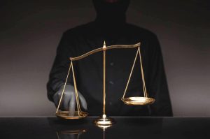 Με «εγκληματική» παραποίηση της πραγματικότητας η διοίκηση της ΠΑΕ Ολυμπιακός παραπέμπεται σε δίκη για δύο πλημμελήματα