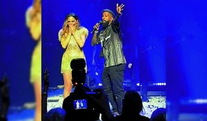 «Κάτω από την… πανσέληνο»