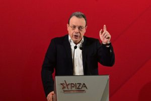 Φάμελλος για Ομάδα Αλήθειας: Mηχανισμός προπαγάνδας της ΝΔ