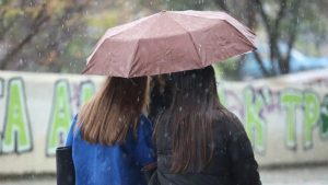 Καιρός: Τοπικές βροχές και καταιγίδες σε ανατολικές και νότιες περιοχές – Η πρόγνωση έως και τα Χριστούγεννα