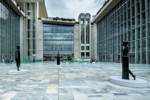 «Η αορατότητα παραμένει εργαλείο επιβίωσης»