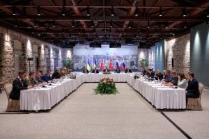Το Κίεβο ζητά συνάντηση Ζελένσκι και Πούτιν – Όλα όσα συνέβησαν στην Κωνσταντινούπολη