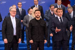 Ουκρανία: Τι φοβούνται το Κίεβο και η «Συμμαχία των Προθύμων» για το τηλεφώνημα Τραμπ και Πούτιν