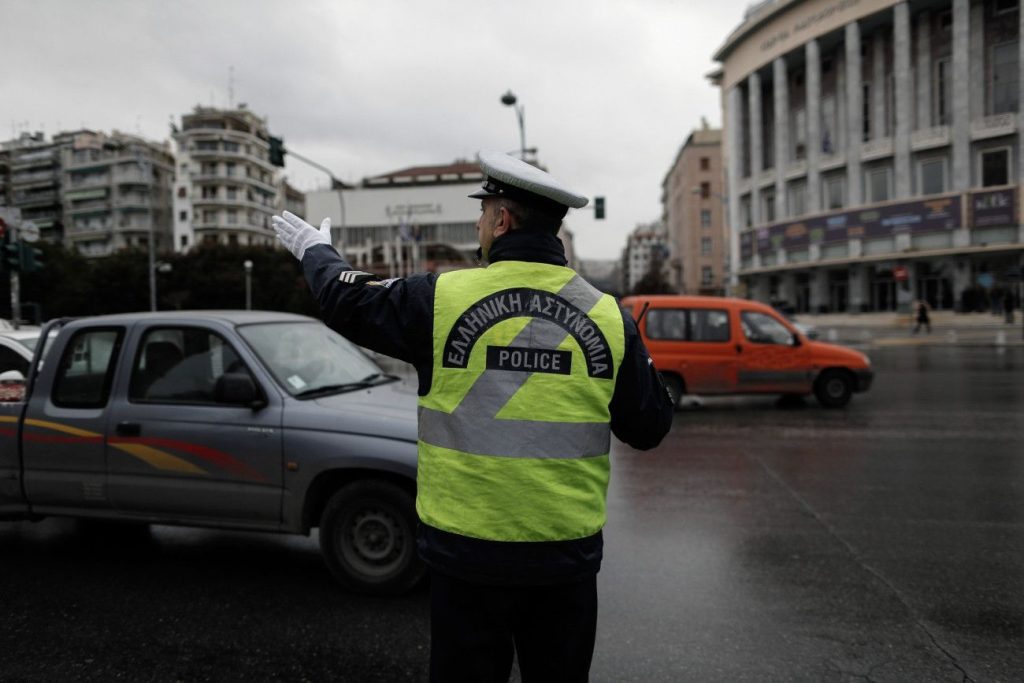 Νέος ΚΟΚ: Τι φέρνει για όρια ταχύτητας, κινητά και «κόντρες» – Ψηφιακά θα βεβαιώνονται τα πρόστιμα