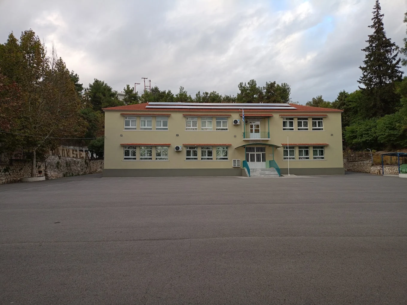 Debate: Ναι ή όχι στο Εθνικό Απολυτήριο;