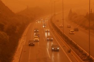 Να πλύνεις το αυτοκίνητό σου ή όχι; – Επέλαση αφρικανικής σκόνης και λασποβροχές
