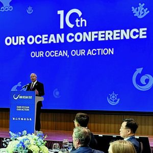 Μαζική παραγγελία 32 πλοίων από την COSCO