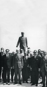 Υφαίνοντας ένα εθνικό σύμβολο