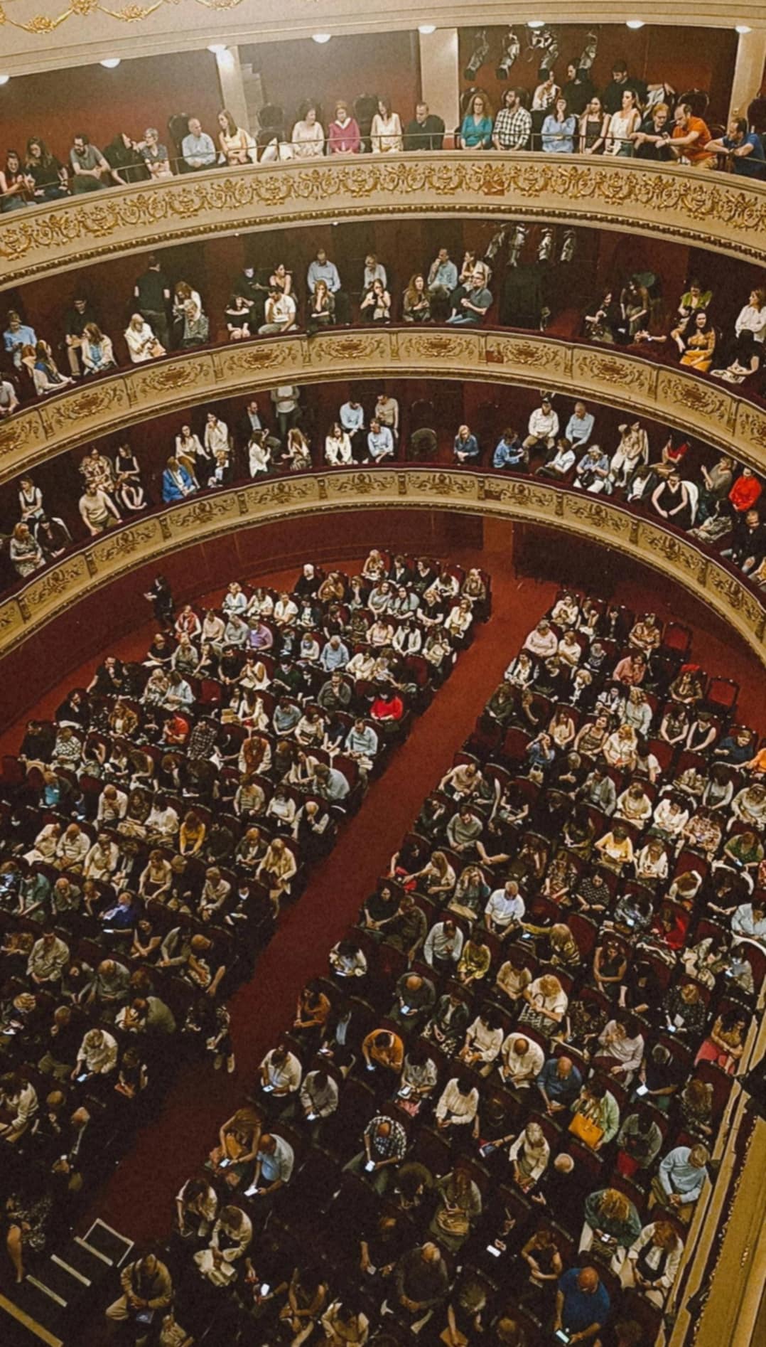 What is going on at the Piraeus Municipal Theater?