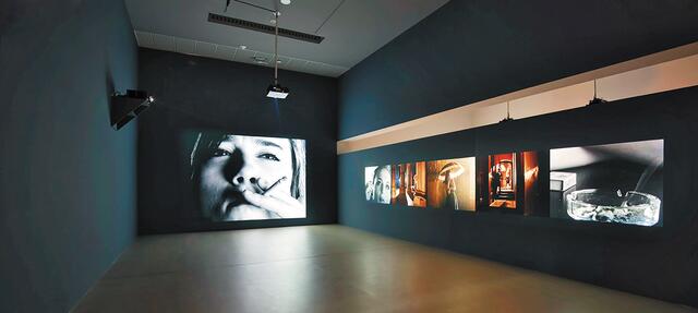 Κλερ Αθερτον: «“Ακούς” τις εικόνες και φτιάχνεις μια σχέση μεταξύ τους»