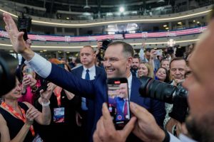 Πολωνία: Δεύτερος γύρος των κρίσιμων προεδρικών εκλογών