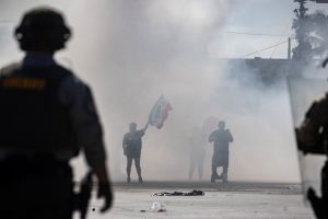 Λος Άντζελες: Η εξέγερση για τον βασανισμό ενός Αφροαμερικανού