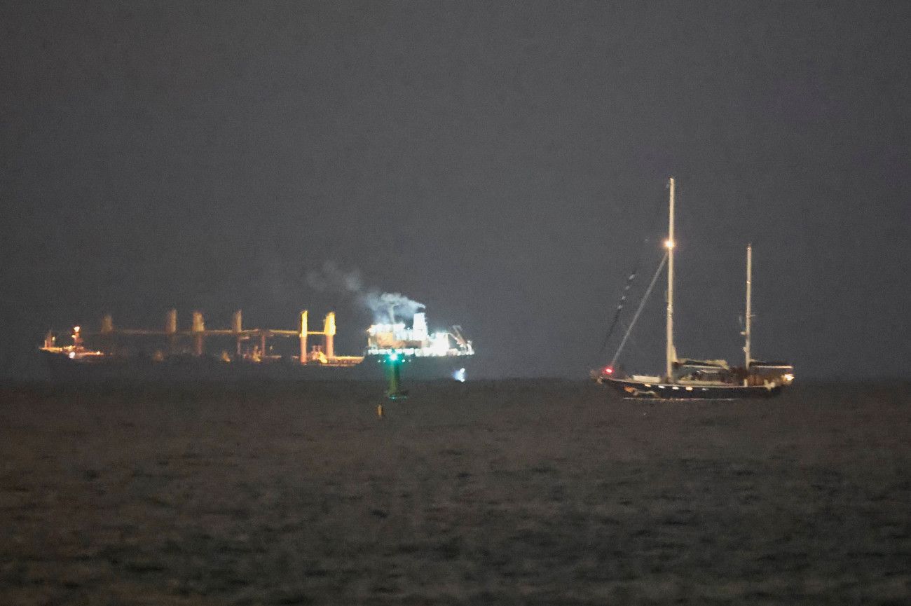 Madleen: Υπό απέλαση οι ακτιβιστές – Σφοδρές διεθνείς αντιδράσεις για την κατάληψή του σε διεθνή ύδατα Madleen: Υπό απέλαση οι ακτιβιστές – Σφοδρές διεθνείς αντιδράσεις για την κατάληψή του σε διεθνή ύδατα