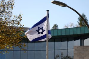 Ισραήλ: Κλείνει όλες τις πρεσβείες του, οδηγία σε ισραηλινούς για απόκρυψη ταυτότητας
