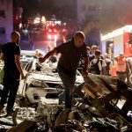 Ισραήλ και Ιράν ολοταχώς προς «τελική λύση» – Κόλαση πυρός και στις δύο χώρες – Ισοπεδώθηκε συνοικία στο Τελ Αβίβ