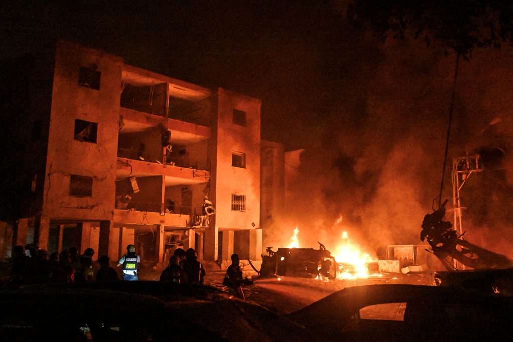 Πληροφορίες ότι ο Τραμπ ακύρωσε ισραηλινό σχέδιο δολοφονίας τού ανώτατου ηγέτη του Ιράν