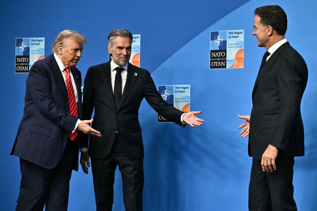 Σύνοδος ΝΑΤΟ – Ντ. Τραμπ: Το πυρηνικό πρόγραμμα του Ιράν έχει μετατεθεί δεκαετίες πίσω – Τι είπε για το Άρθρο 5